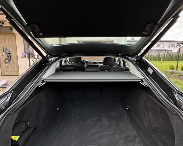 Серый Ауди E-Tron, объемом двигателя 0 л и пробегом 22 тыс. км за 39900 $, фото 20 на Automoto.ua