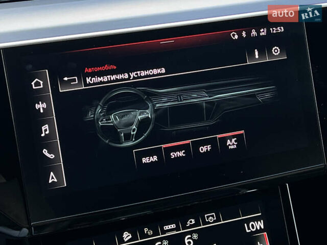 Серый Ауди E-Tron, объемом двигателя 0 л и пробегом 43 тыс. км за 47488 $, фото 72 на Automoto.ua