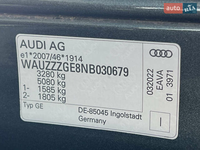 Серый Ауди E-Tron, объемом двигателя 0 л и пробегом 43 тыс. км за 47488 $, фото 93 на Automoto.ua