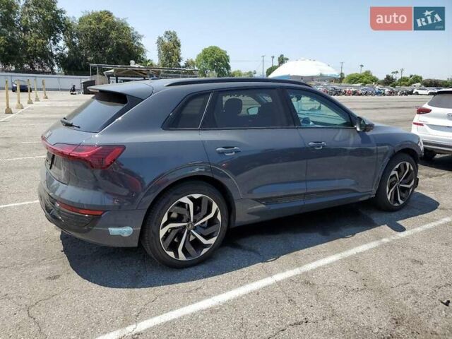 Серый Ауди E-Tron, объемом двигателя 0 л и пробегом 4 тыс. км за 29000 $, фото 2 на Automoto.ua