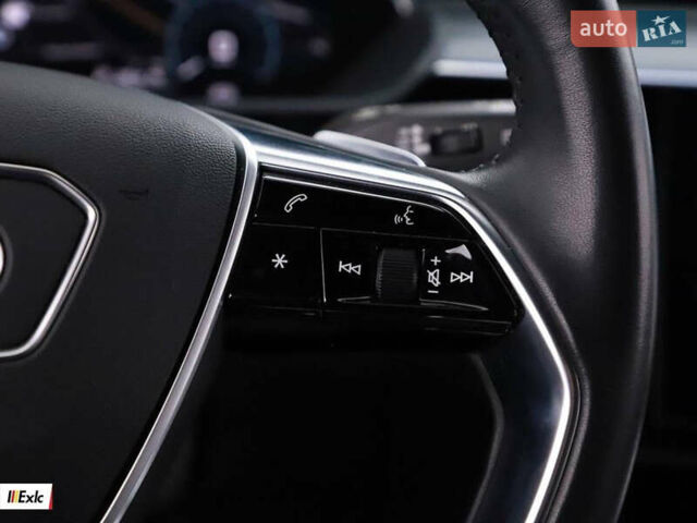 Синій Ауді E-Tron, об'ємом двигуна 0 л та пробігом 87 тис. км за 32000 $, фото 32 на Automoto.ua