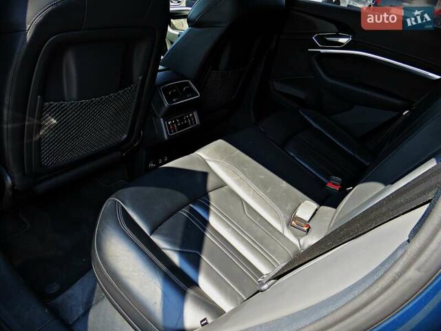 Синий Ауди E-Tron, объемом двигателя 0 л и пробегом 113 тыс. км за 31800 $, фото 13 на Automoto.ua
