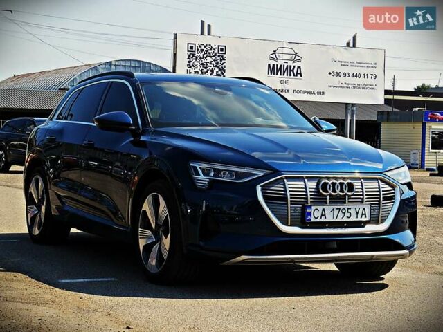 Синий Ауди E-Tron, объемом двигателя 0 л и пробегом 113 тыс. км за 31800 $, фото 1 на Automoto.ua