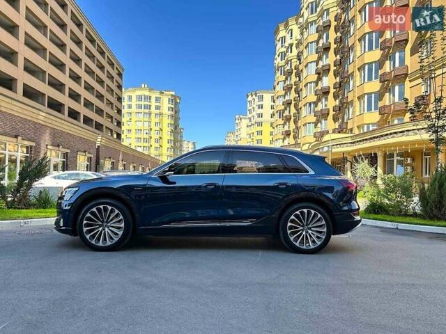 Синий Ауди E-Tron, объемом двигателя 0 л и пробегом 79 тыс. км за 36300 $, фото 1 на Automoto.ua