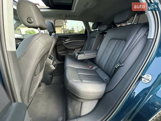 Синій Ауді E-Tron, об'ємом двигуна 0 л та пробігом 104 тис. км за 23800 $, фото 43 на Automoto.ua