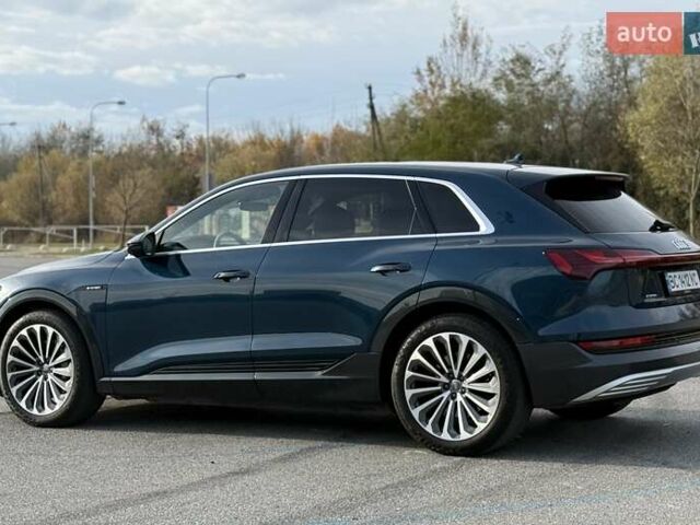 Синий Ауди E-Tron, объемом двигателя 0 л и пробегом 98 тыс. км за 30500 $, фото 8 на Automoto.ua
