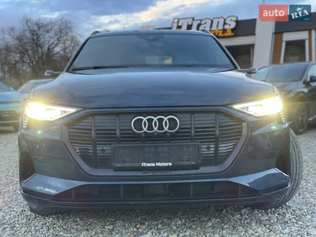 Синий Ауди E-Tron, объемом двигателя 0 л и пробегом 52 тыс. км за 37500 $, фото 44 на Automoto.ua