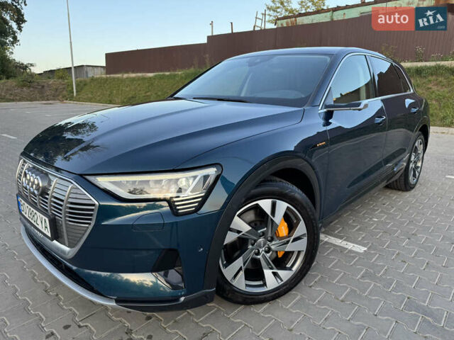 Синий Ауди E-Tron, объемом двигателя 0 л и пробегом 130 тыс. км за 28999 $, фото 2 на Automoto.ua