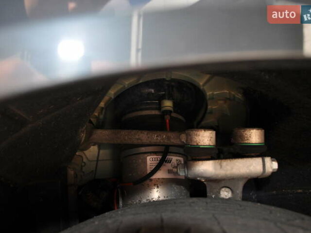 Синий Ауди E-Tron, объемом двигателя 0 л и пробегом 79 тыс. км за 34000 $, фото 19 на Automoto.ua