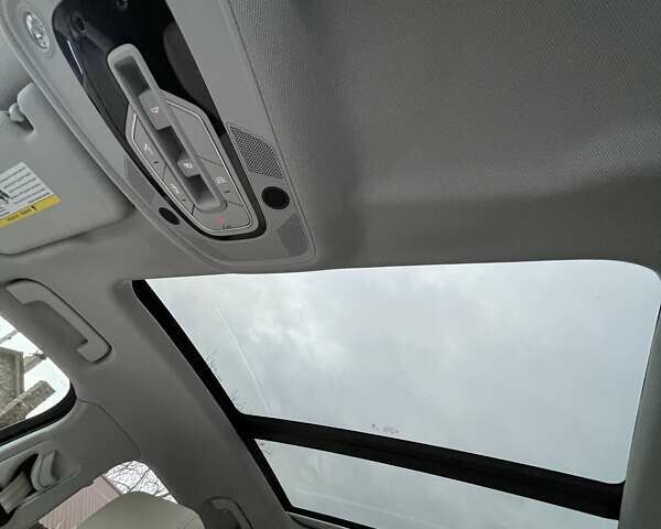 Синій Ауді E-Tron, об'ємом двигуна 0 л та пробігом 57 тис. км за 29950 $, фото 10 на Automoto.ua