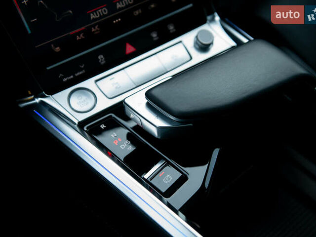 Синій Ауді E-Tron, об'ємом двигуна 0 л та пробігом 66 тис. км за 37500 $, фото 36 на Automoto.ua