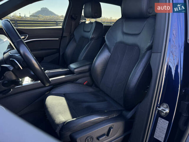 Синий Ауди E-Tron, объемом двигателя 0 л и пробегом 133 тыс. км за 23900 $, фото 48 на Automoto.ua