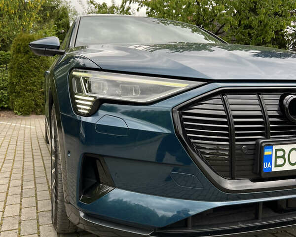 Синій Ауді E-Tron, об'ємом двигуна 0 л та пробігом 145 тис. км за 30000 $, фото 1 на Automoto.ua