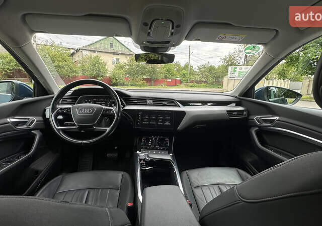 Синий Ауди E-Tron, объемом двигателя 0 л и пробегом 93 тыс. км за 30500 $, фото 9 на Automoto.ua