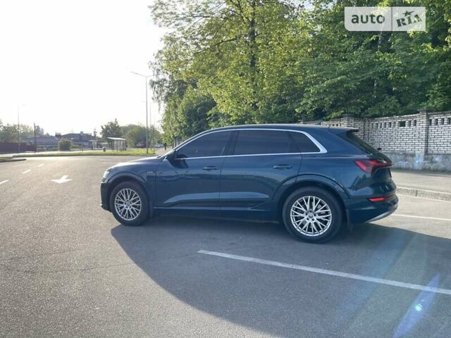 Синий Ауди E-Tron, объемом двигателя 0 л и пробегом 186 тыс. км за 26000 $, фото 9 на Automoto.ua