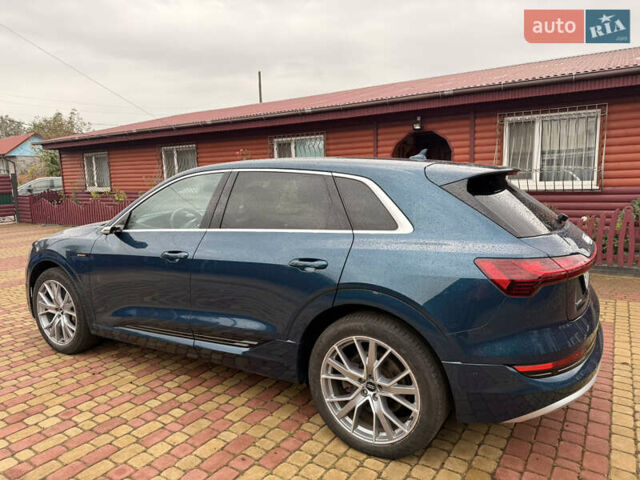 Синий Ауди E-Tron, объемом двигателя 0 л и пробегом 80 тыс. км за 33000 $, фото 12 на Automoto.ua