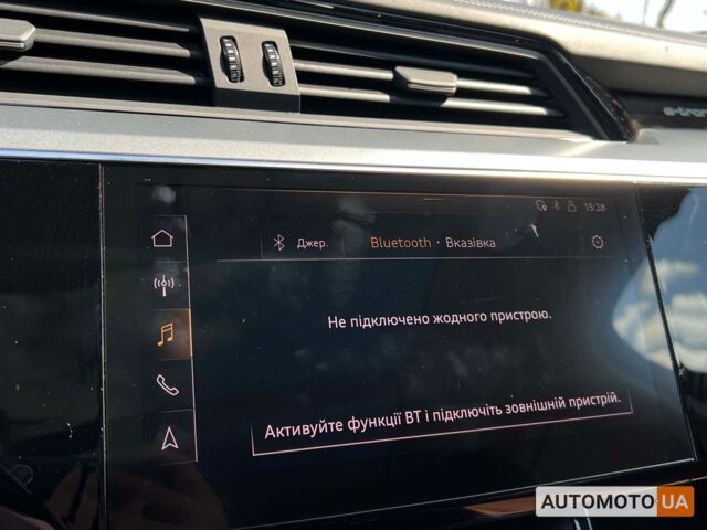 Синий Ауди E-Tron, объемом двигателя 95 л и пробегом 118 тыс. км за 35800 $, фото 15 на Automoto.ua