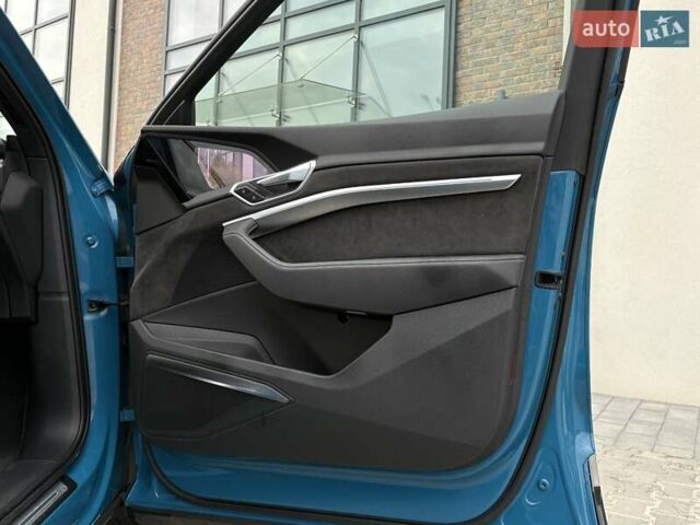 Синий Ауди E-Tron, объемом двигателя 0 л и пробегом 119 тыс. км за 29500 $, фото 32 на Automoto.ua