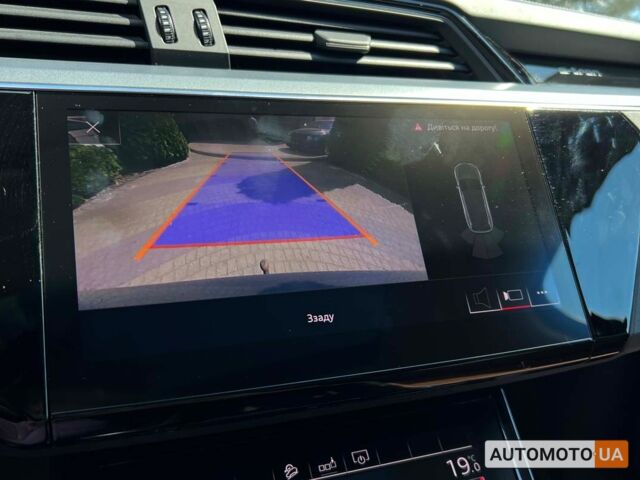 Синий Ауди E-Tron, объемом двигателя 95 л и пробегом 118 тыс. км за 35800 $, фото 23 на Automoto.ua