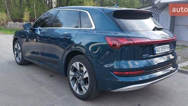Синий Ауди E-Tron, объемом двигателя 0 л и пробегом 142 тыс. км за 25400 $, фото 13 на Automoto.ua