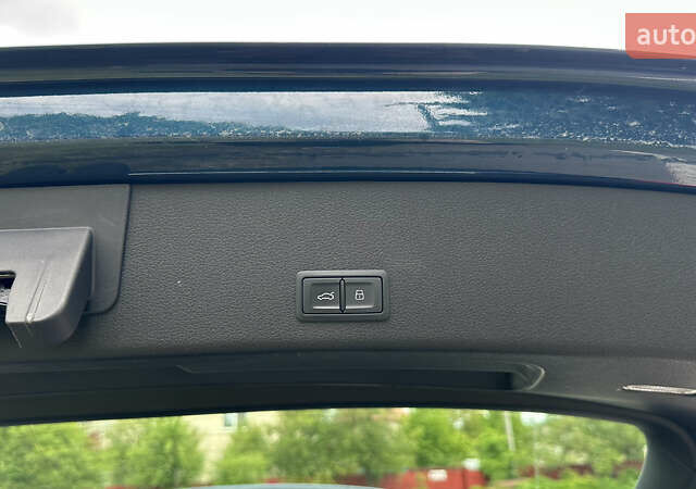 Синий Ауди E-Tron, объемом двигателя 0 л и пробегом 93 тыс. км за 30500 $, фото 12 на Automoto.ua