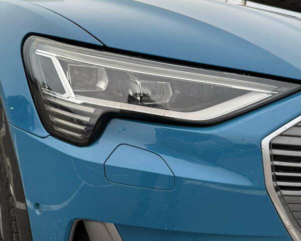 Синій Ауді E-Tron, об'ємом двигуна 0 л та пробігом 149 тис. км за 25500 $, фото 3 на Automoto.ua