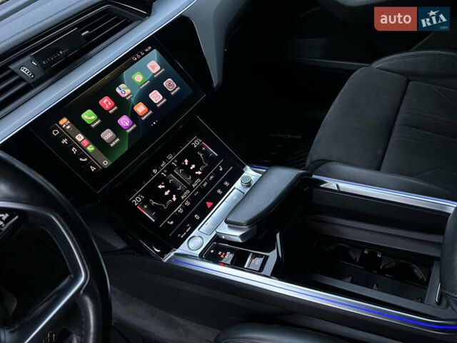 Синій Ауді E-Tron, об'ємом двигуна 0 л та пробігом 135 тис. км за 25800 $, фото 76 на Automoto.ua