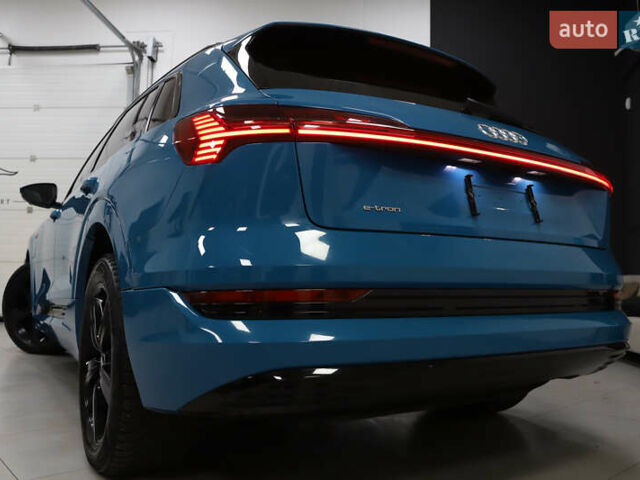Синий Ауди E-Tron, объемом двигателя 0 л и пробегом 80 тыс. км за 28900 $, фото 47 на Automoto.ua