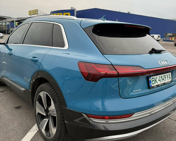 Синій Ауді E-Tron, об'ємом двигуна 0 л та пробігом 149 тис. км за 25500 $, фото 8 на Automoto.ua