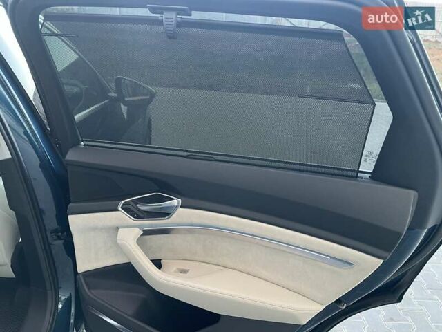 Синій Ауді E-Tron, об'ємом двигуна 0 л та пробігом 30 тис. км за 29900 $, фото 24 на Automoto.ua