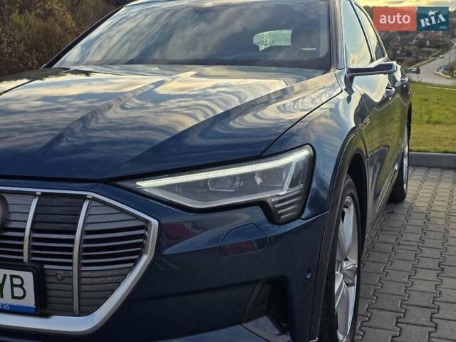 Ауди E-Tron 2019 в Тернополе на Automoto.ua Синий Ауди E-Tron, объемом двигателя 0 л и пробегом 119 тыс. км за 29499 $, фото 52 на Automoto.ua