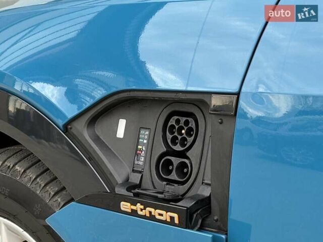 Синий Ауди E-Tron, объемом двигателя 0 л и пробегом 119 тыс. км за 29500 $, фото 33 на Automoto.ua