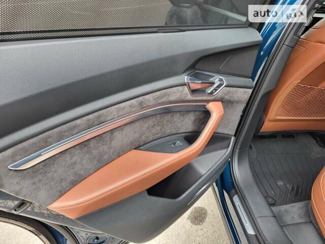 Синий Ауди E-Tron, объемом двигателя 0 л и пробегом 69 тыс. км за 35000 $, фото 28 на Automoto.ua