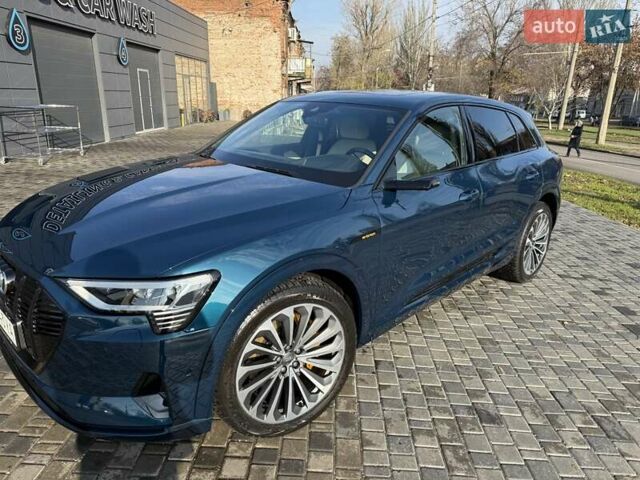 Синій Ауді E-Tron, об'ємом двигуна 0 л та пробігом 56 тис. км за 34000 $, фото 2 на Automoto.ua