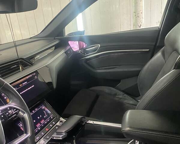 Синий Ауди E-Tron, объемом двигателя 0 л и пробегом 87 тыс. км за 28500 $, фото 20 на Automoto.ua
