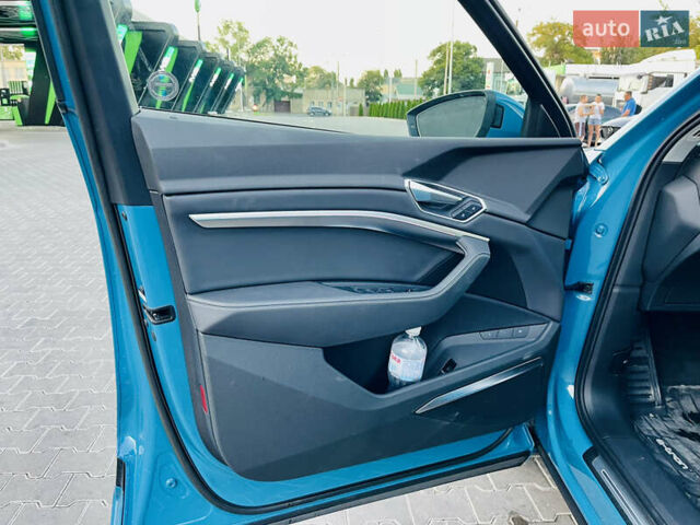 Синій Ауді E-Tron, об'ємом двигуна 0 л та пробігом 97 тис. км за 27900 $, фото 22 на Automoto.ua