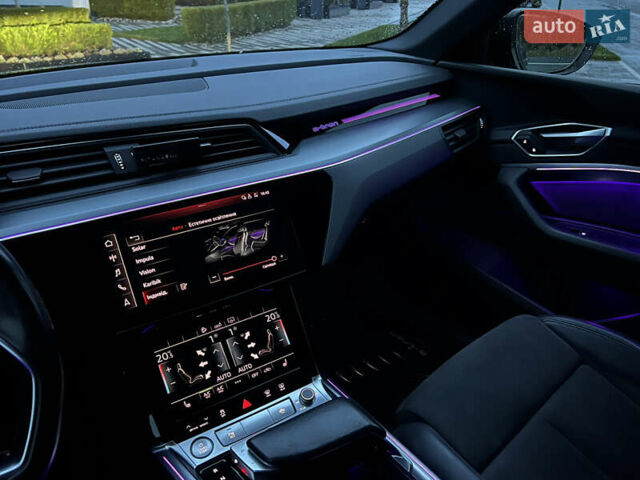Синій Ауді E-Tron, об'ємом двигуна 0 л та пробігом 135 тис. км за 25800 $, фото 63 на Automoto.ua