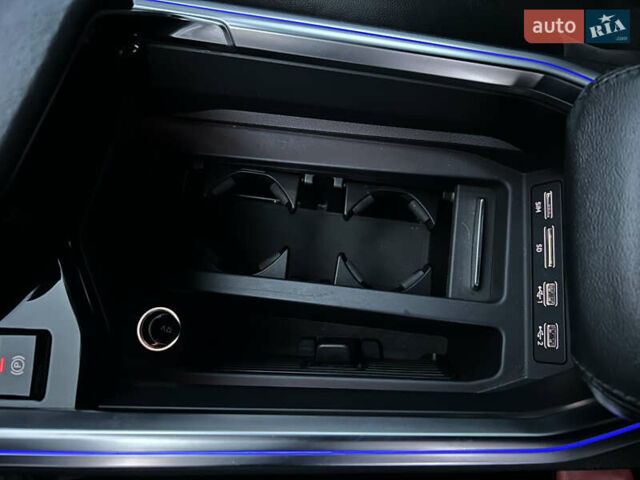 Синій Ауді E-Tron, об'ємом двигуна 0 л та пробігом 135 тис. км за 25800 $, фото 74 на Automoto.ua