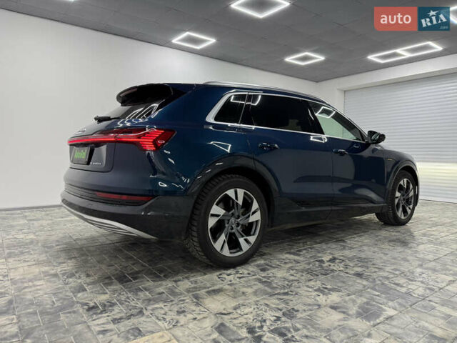 Синій Ауді E-Tron, об'ємом двигуна 0 л та пробігом 113 тис. км за 33000 $, фото 3 на Automoto.ua