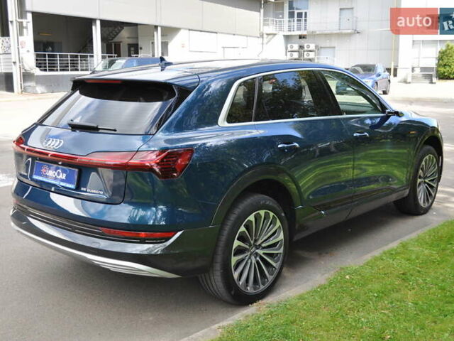 Синий Ауди E-Tron, объемом двигателя 0 л и пробегом 79 тыс. км за 34000 $, фото 119 на Automoto.ua