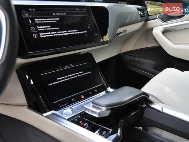 Синий Ауди E-Tron, объемом двигателя 0 л и пробегом 79 тыс. км за 34000 $, фото 97 на Automoto.ua