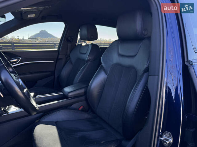 Синий Ауди E-Tron, объемом двигателя 0 л и пробегом 133 тыс. км за 23900 $, фото 47 на Automoto.ua