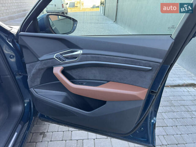 Синій Ауді E-Tron, об'ємом двигуна 0 л та пробігом 226 тис. км за 22999 $, фото 23 на Automoto.ua