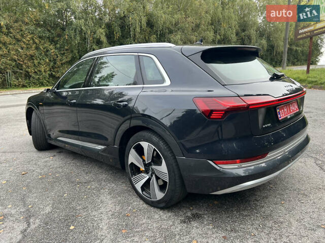 Синий Ауди E-Tron, объемом двигателя 0 л и пробегом 146 тыс. км за 25500 $, фото 16 на Automoto.ua