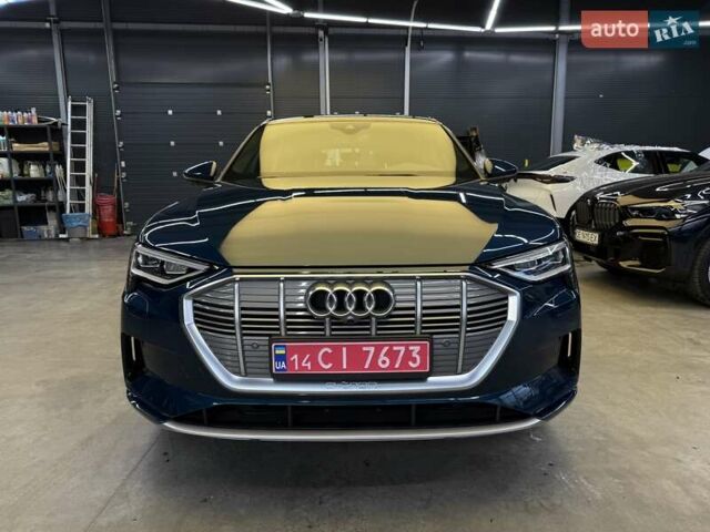 Синий Ауди E-Tron, объемом двигателя 0 л и пробегом 67 тыс. км за 30900 $, фото 1 на Automoto.ua