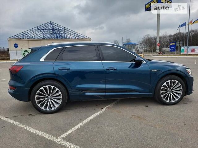 Синий Ауди E-Tron, объемом двигателя 0 л и пробегом 69 тыс. км за 35000 $, фото 44 на Automoto.ua