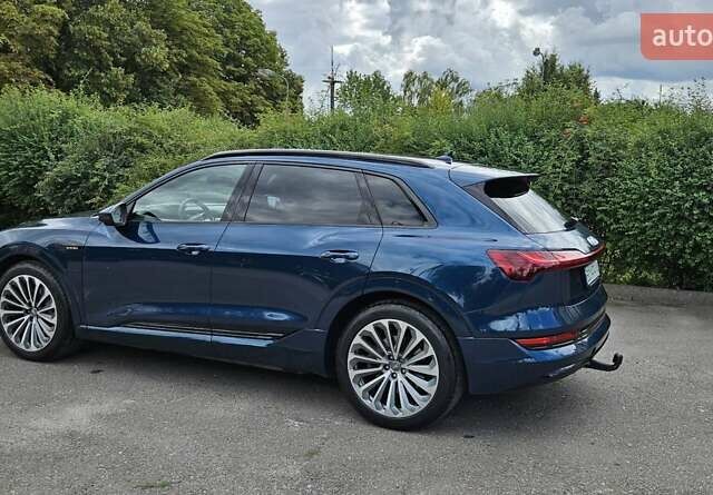 Синий Ауди E-Tron, объемом двигателя 0 л и пробегом 102 тыс. км за 33700 $, фото 70 на Automoto.ua