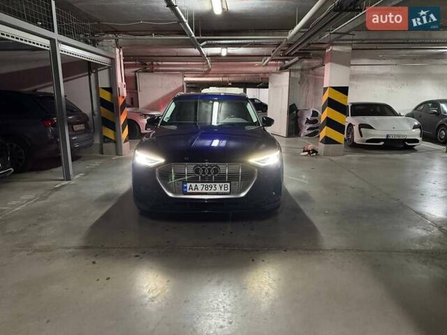 Синий Ауди E-Tron, объемом двигателя 0 л и пробегом 57 тыс. км за 28700 $, фото 6 на Automoto.ua