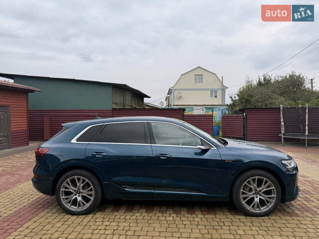Синий Ауди E-Tron, объемом двигателя 0 л и пробегом 80 тыс. км за 33000 $, фото 6 на Automoto.ua