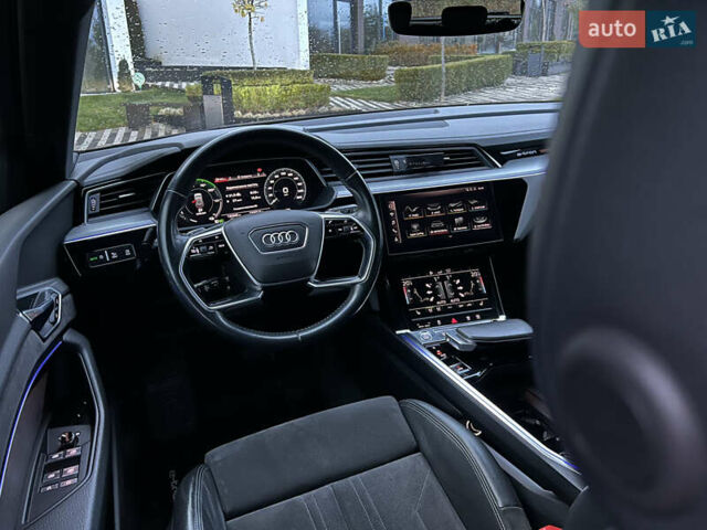 Синій Ауді E-Tron, об'ємом двигуна 0 л та пробігом 135 тис. км за 25800 $, фото 8 на Automoto.ua